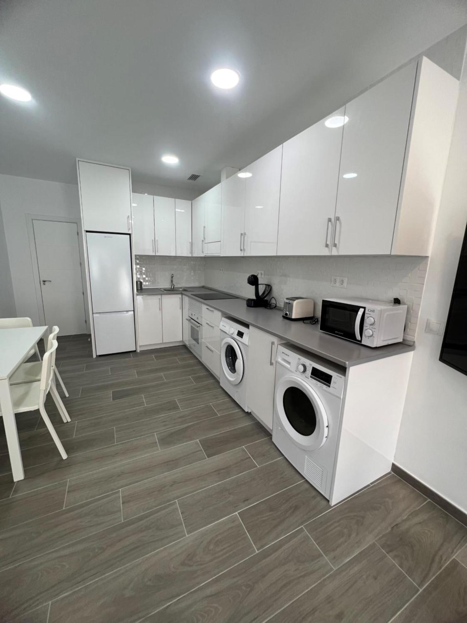 Apartamentos Montalvo Metropolis A Торремолинос Экстерьер фото